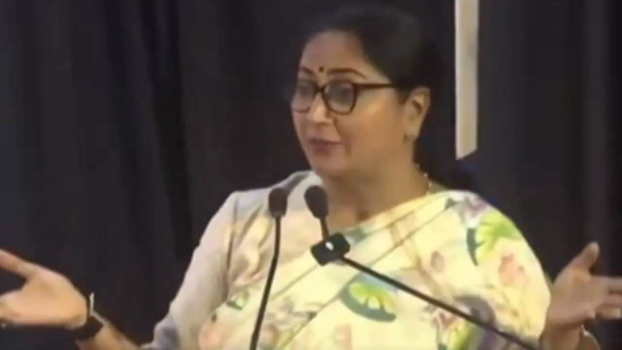 'People are facing water shortage because...': Delhi CM Rekha Gupta's evaporation theory sparks row— video