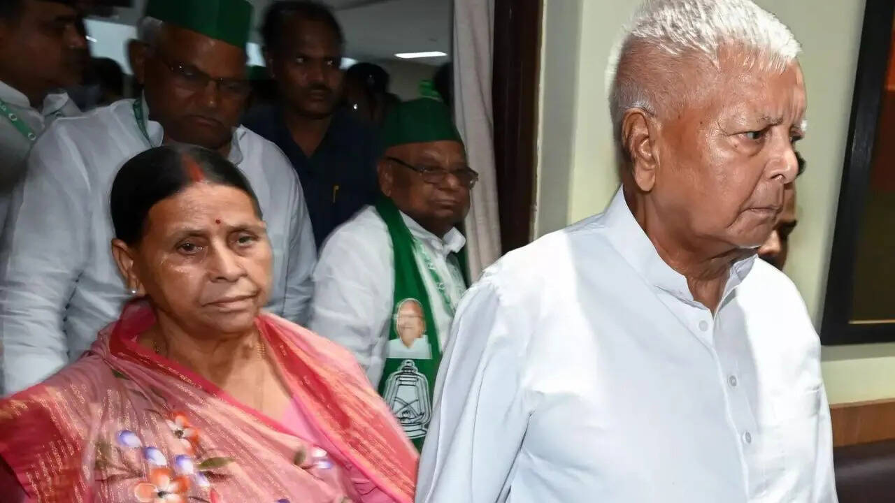 Bihar government withdraws Lalu Yadav, Rabri Devi’s Z-plus security cover
