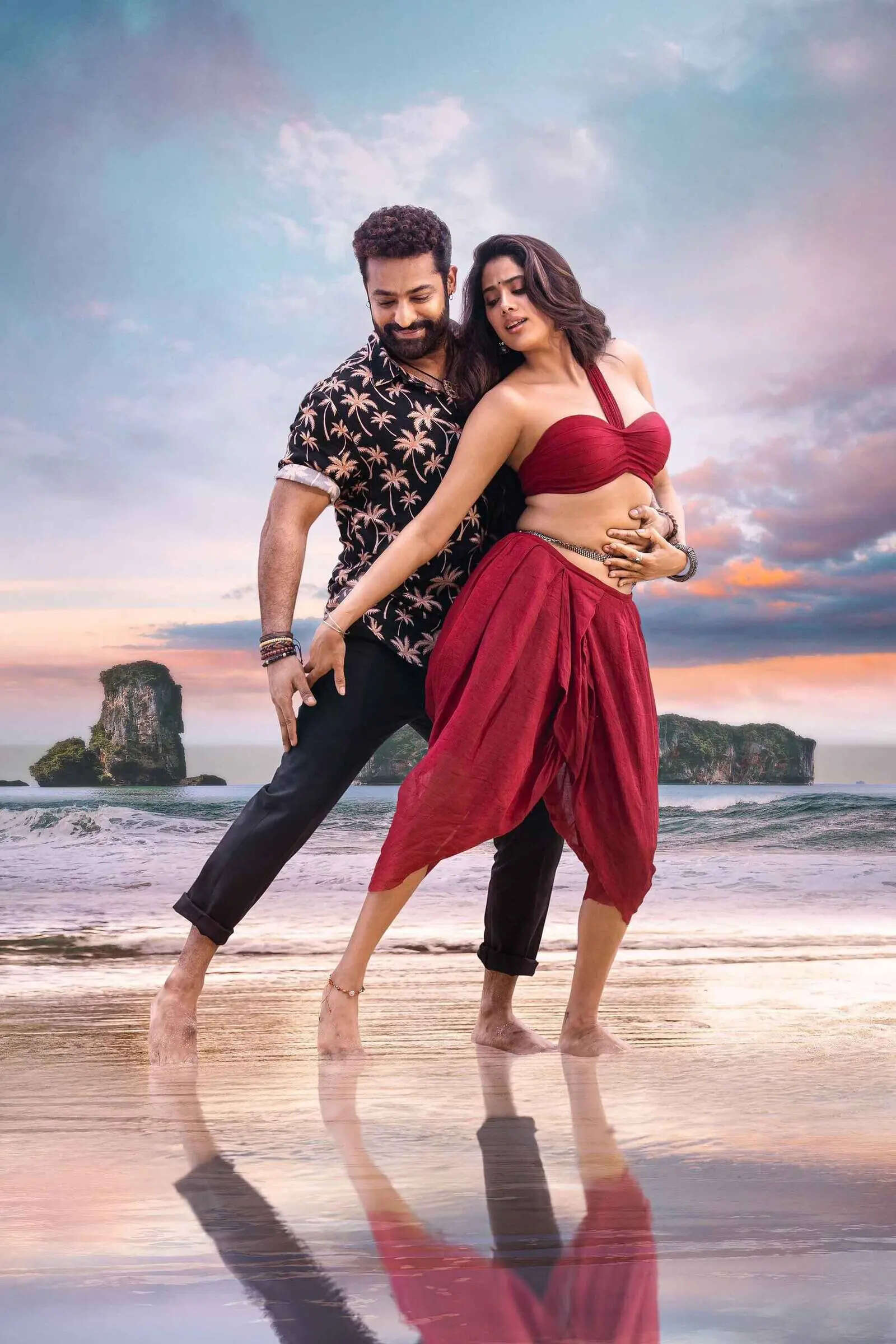 Chuttamalle (Devara: Part 1, 2024) - NTR  Jr & Janhvi Kapoor