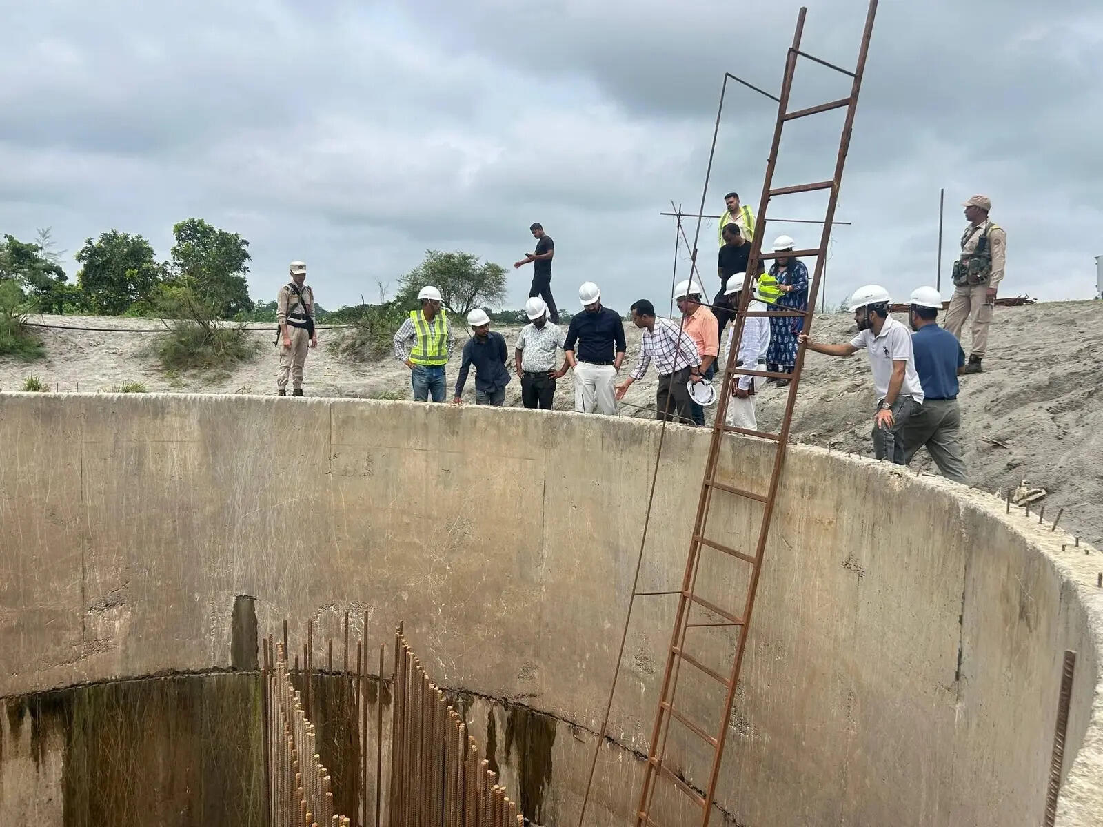 e7fb7a50-8237-441b-8ca2-c23c7120c48c_DC_Majuli_Bridge_inspection_.jpg