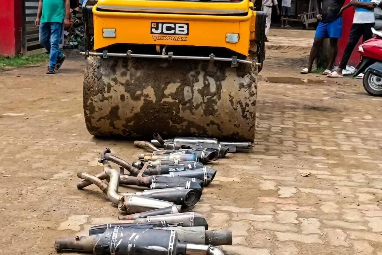 5ab5dd3e-1674-4400-9955-6e5a3b9b97a4_Bike_silencers_crushed_.jpg