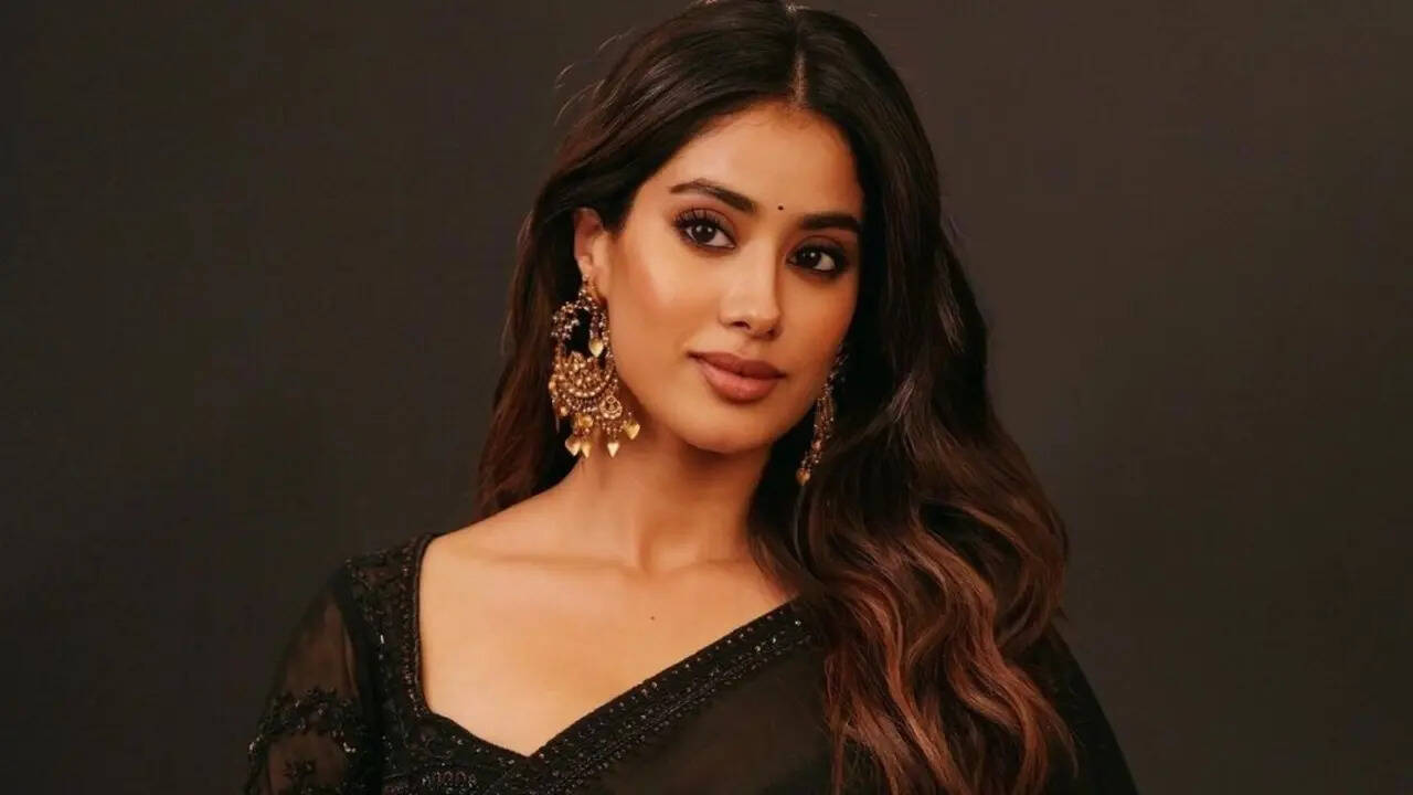 'Peddi' Controversy: Janhvi's alleged chats mention Sreeleela