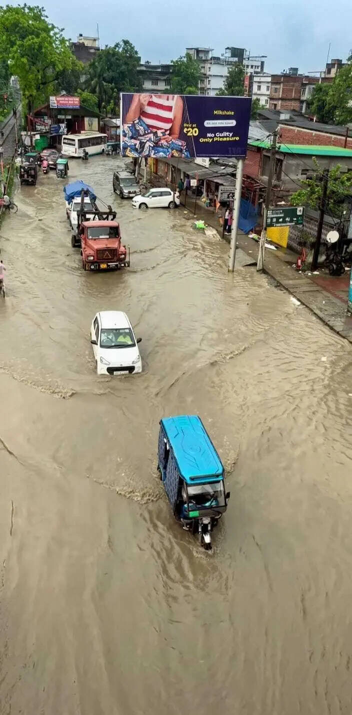 935e3264-b56b-43f4-adcb-5ea3d855158c_Tinsukia_Waterlogging_.jpg