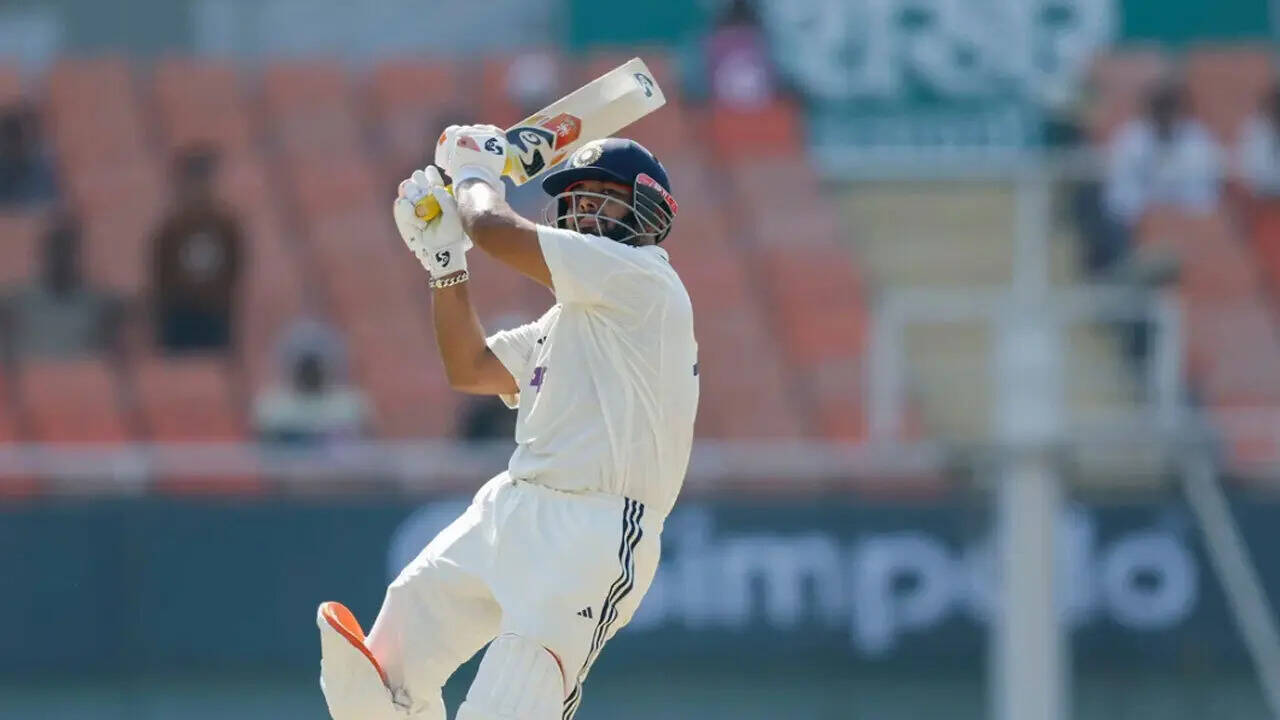 'He didn't seem to have too much gas left in the tank': Ex-selector on Pant throwing away century