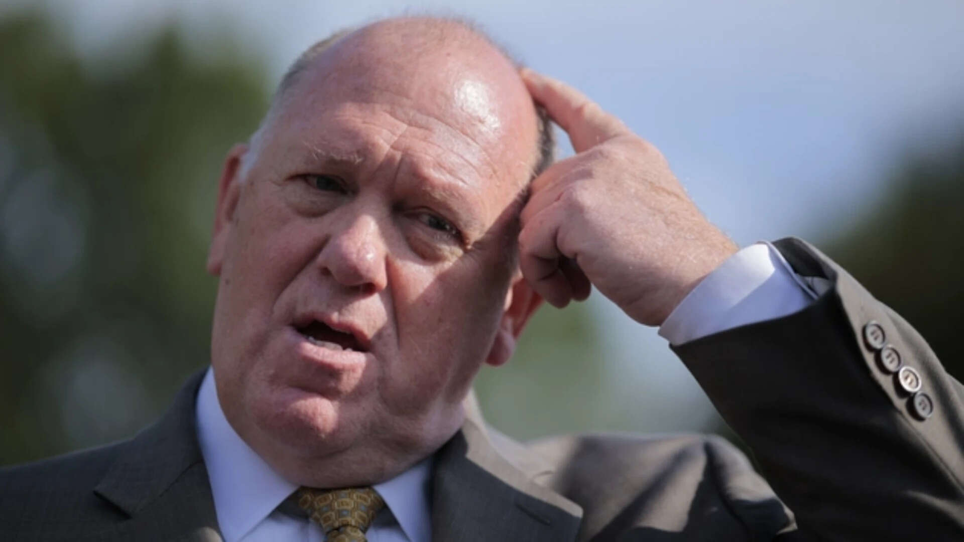'Couldn't finish it all': Trump's border czar tries food at 
