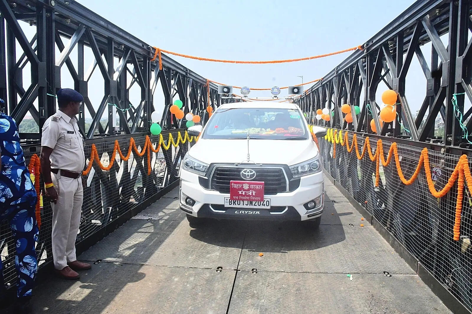 c0df63a5-4916-4b6b-819b-fcb2d028b4d9_07.06.2026_BGP_PHOTO-4-RCD_Minister_Engineer_Shailendra_Crossing_River_Ganga_On_The_Bailey_Bridge_Built_On_The_Collapsed_Section_Of_Vikramshila_Setu.jpeg