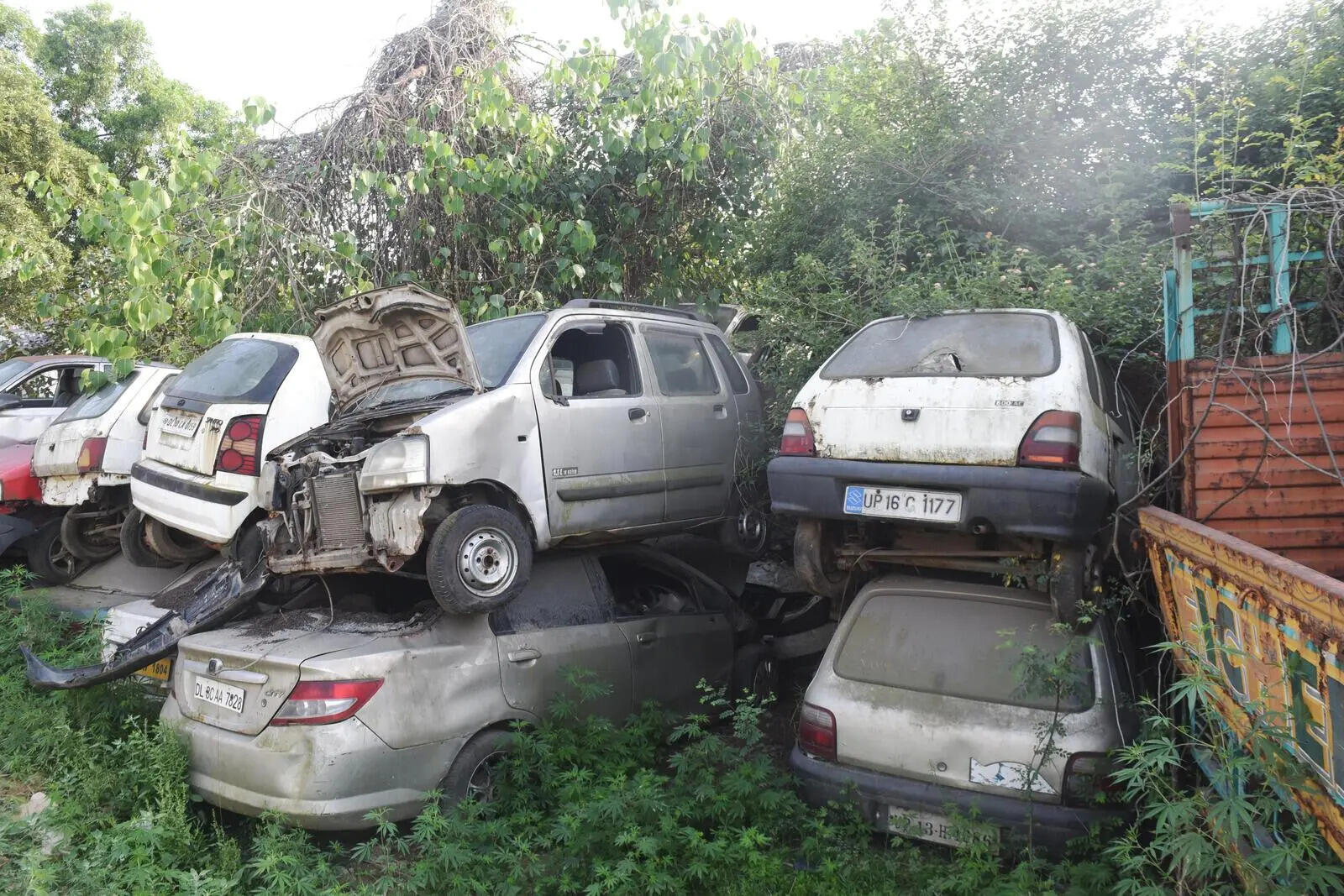 3 Surajpur Vehicles Turning into Piles of Scrap 6.jpg