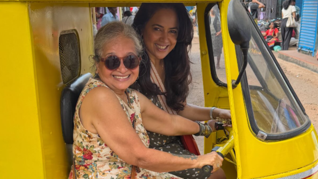 Sameera Reddy and Manjri Varde. (Instagram/@reddysameera)