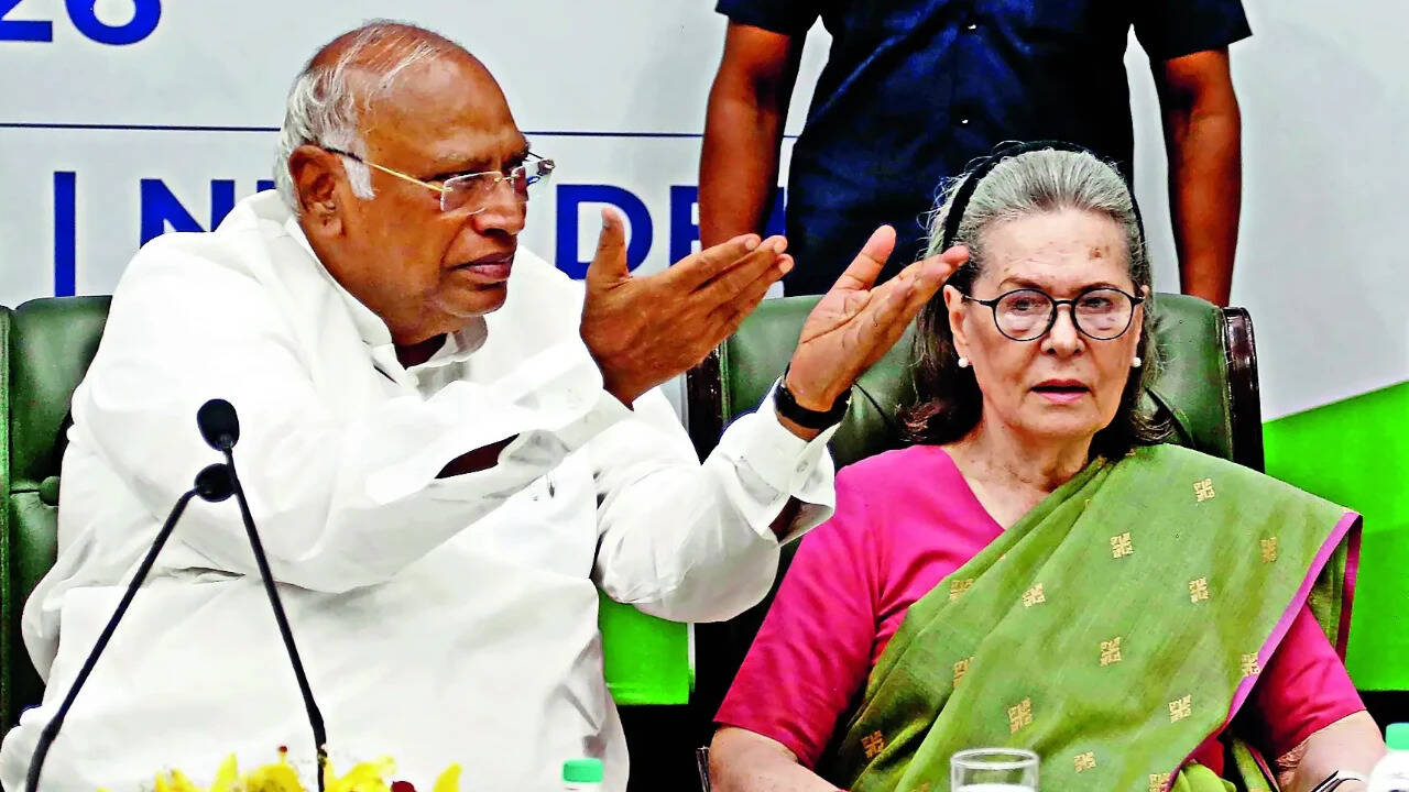 INDIA allies question Congress over betraying DMK,