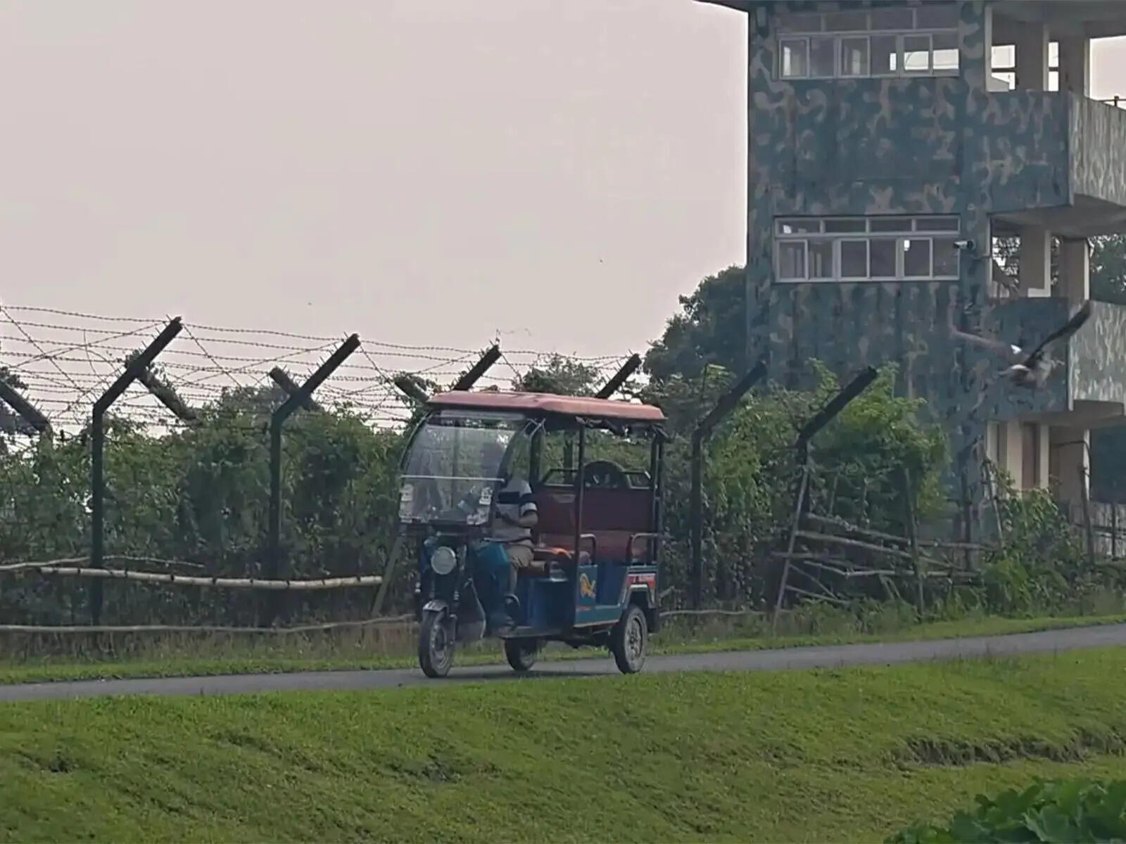 Cooch Behar locals donate land to complete border fencing along India-Bangladesh frontier