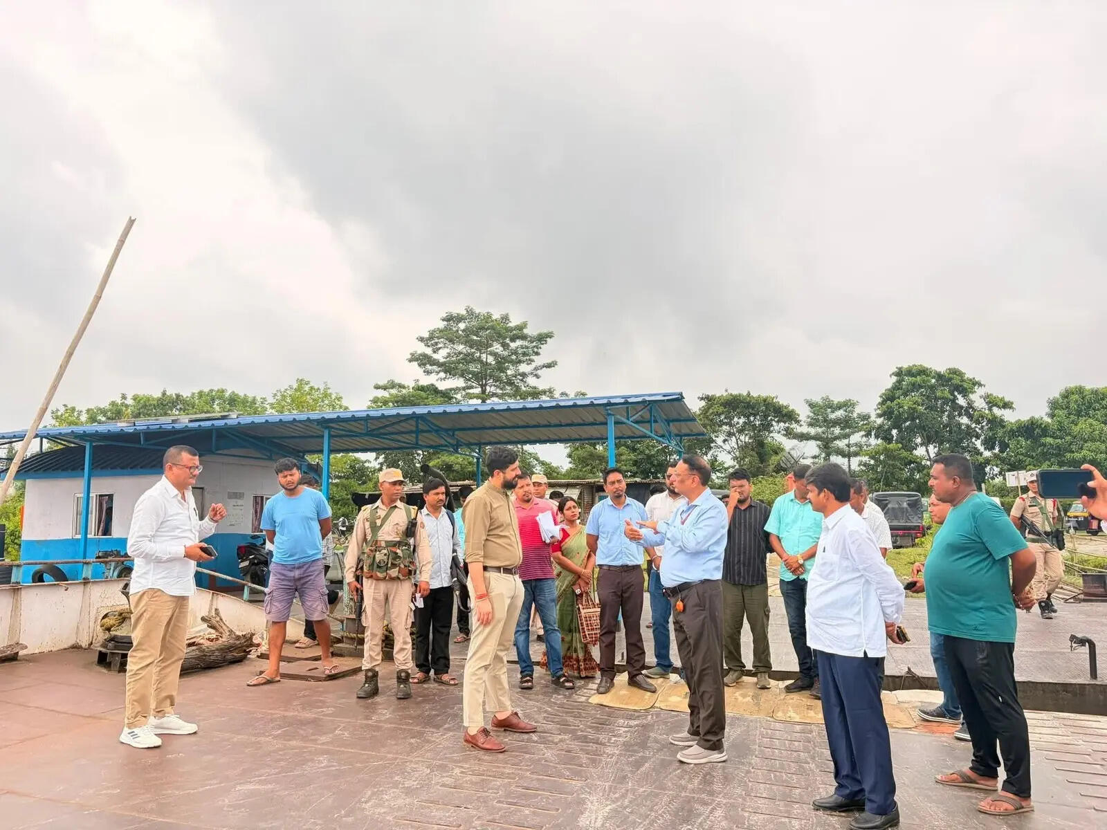 8aab59ca-9e07-40d5-b9f7-3c063e3c4ad7_Dc_at_project_site.jpg