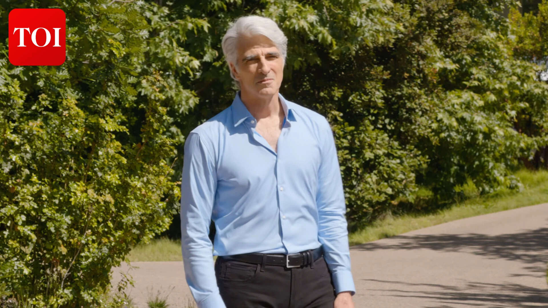 Apple's AI boss Craig Federighi has a message for OpenAI, Anthropic, and other AI rivals