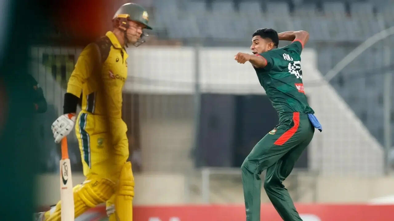 Bangladesh beat Aus after 20 years in ODIs, register only th