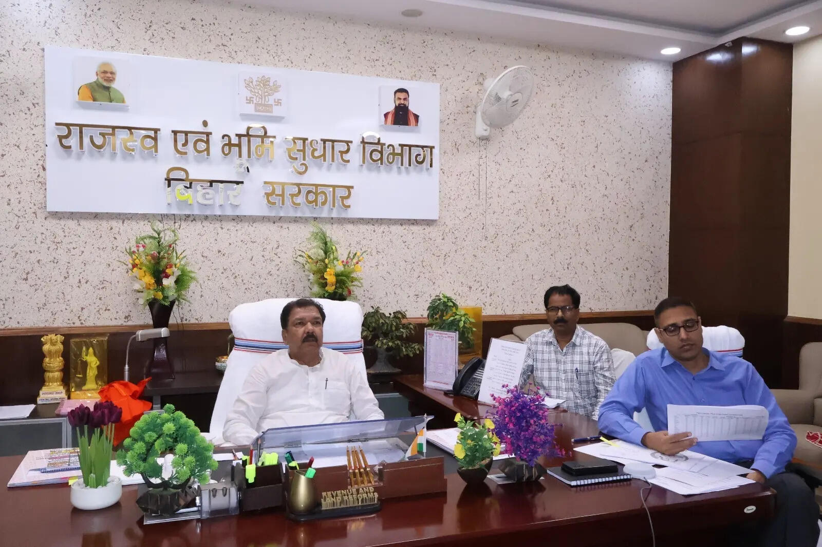 735c29f8-e4c2-4794-90a2-4ebeb01d8414_Minister_Dilip_Jaiswal_with_officials_at_a_meeting_on_Tuesday.jpeg