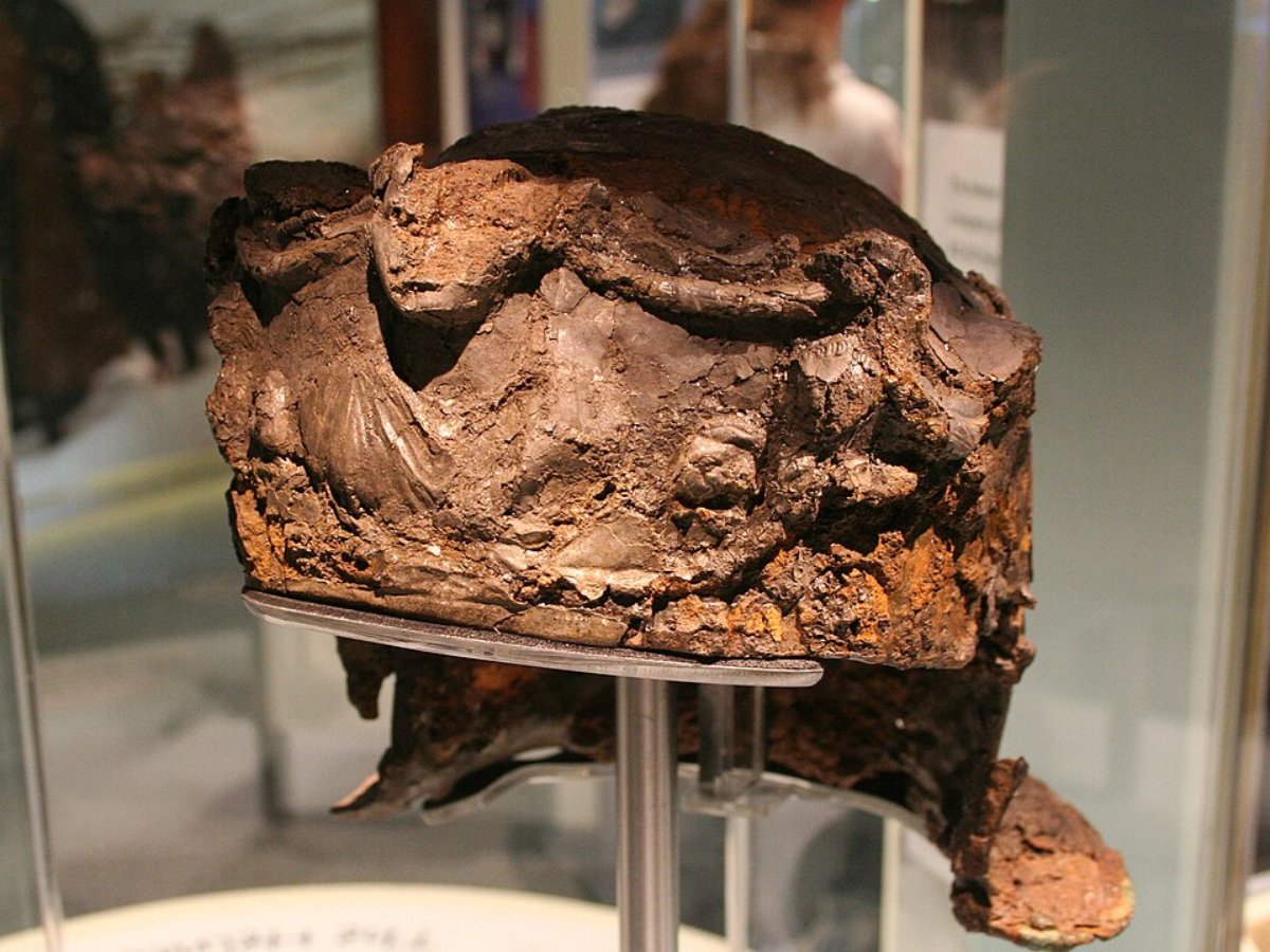 Hallaton helmet