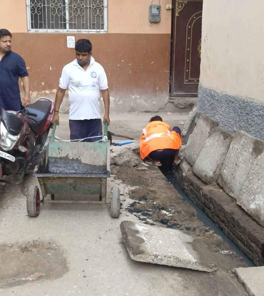 af15e8e3-2a81-4234-8708-8258fe832558_RMC_drain_cleaning.jpeg