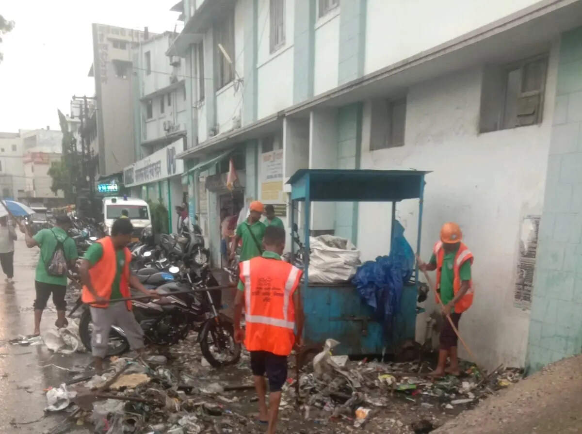 2cca0e57-23ff-49de-a331-c991ba613652_rmc_drain_cleaning_2.jpeg