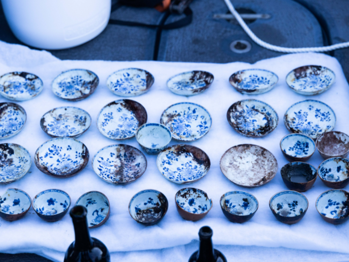 Parts of the massive porcelain find