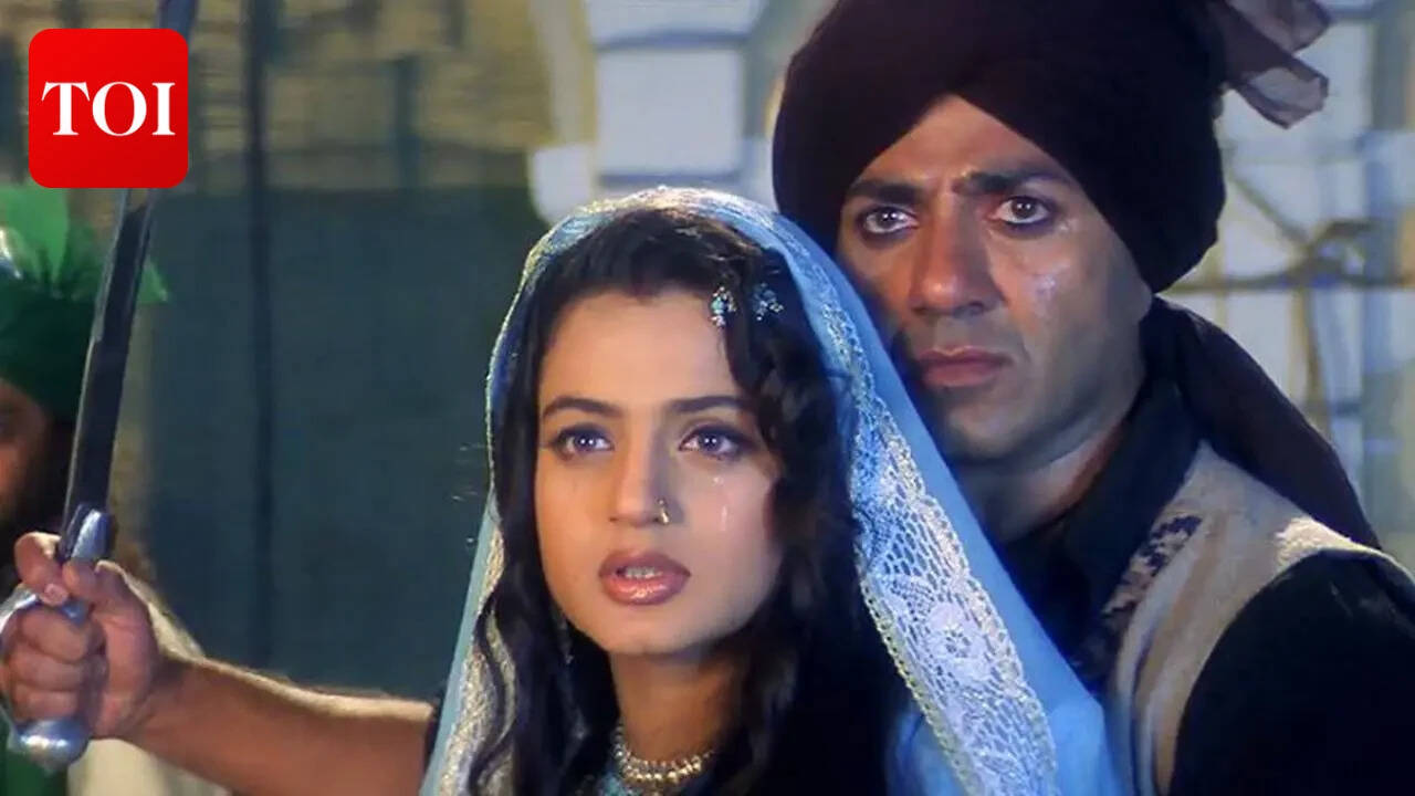 Ameesha claims Gadar has bigger footfalls than Dhurandhar franchise