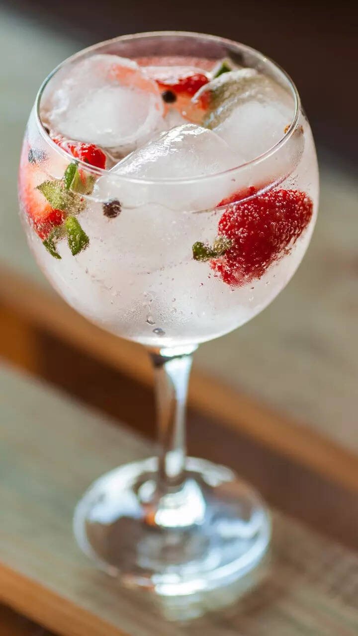 Pink Gin and Tonic