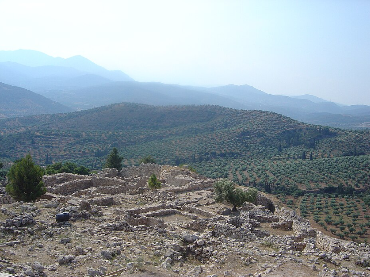 In 2005, a Bronze Age perfume workshop in Cyprus revealed how ancient ...