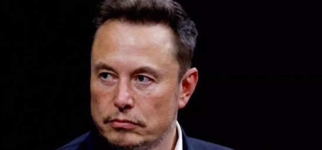  Elon Musk's one-word reaction to 'Bengali' signboard at London station sparks online debate
