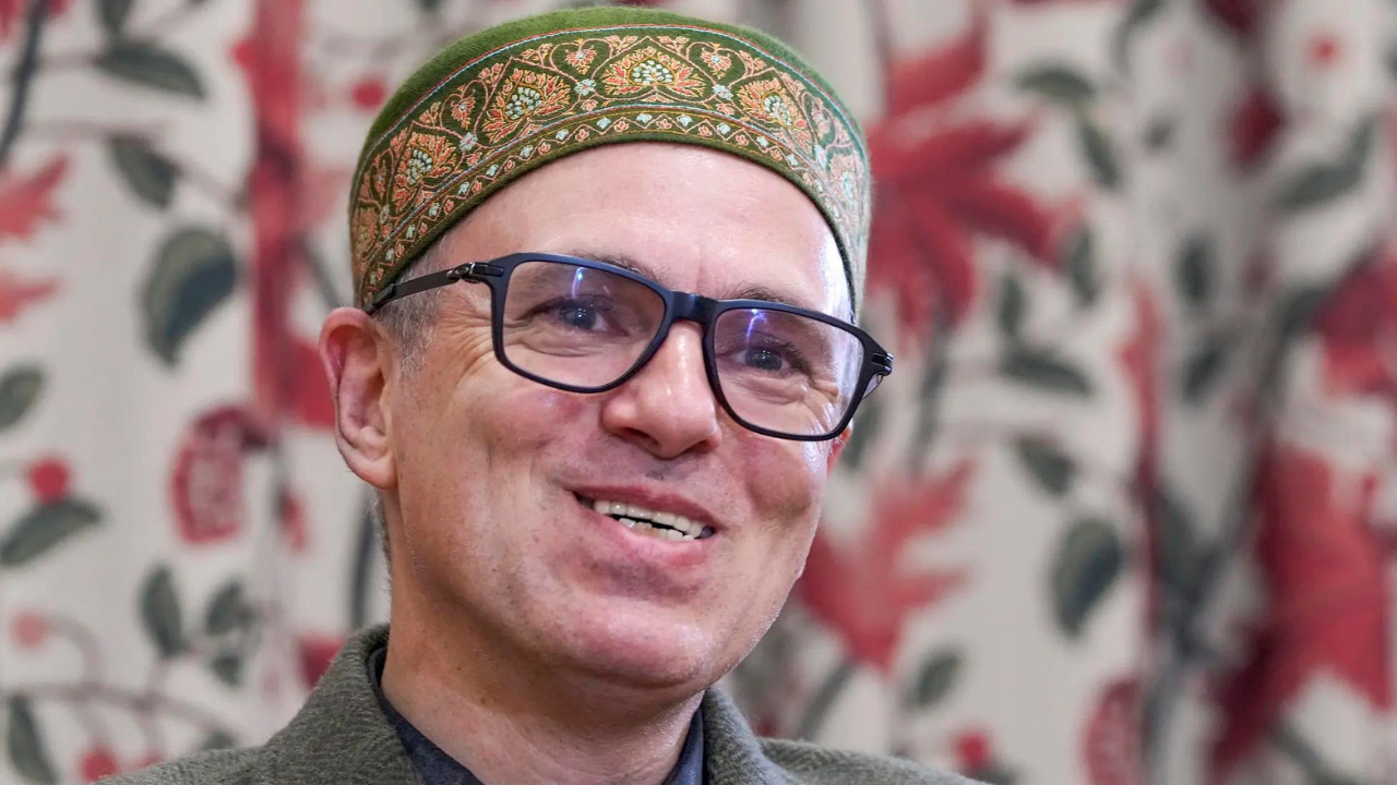 J&amp;K CM's advisor calls for revival of panel to oversee Kashmiri Pandits' return, rehabilitation