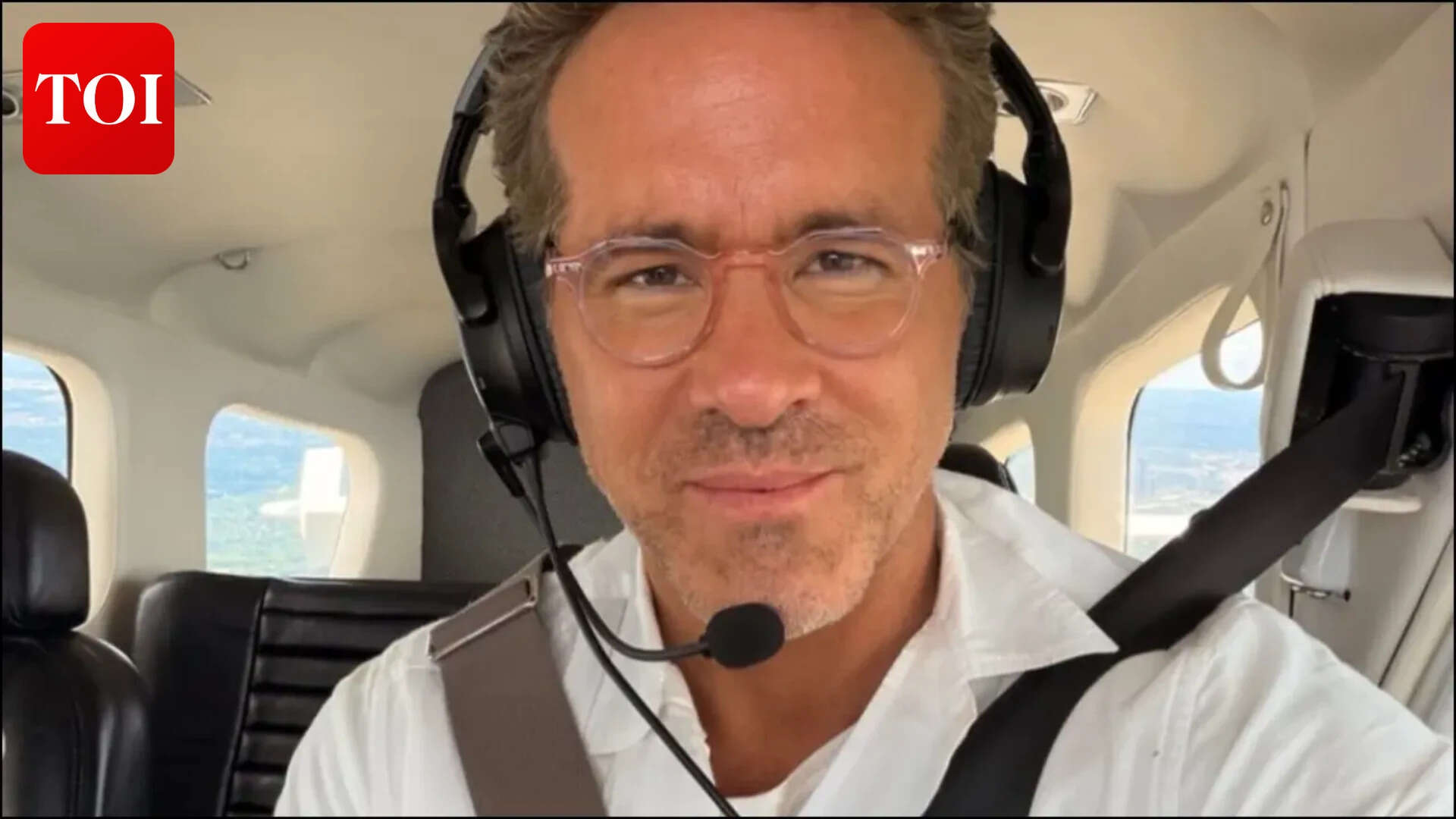 Ryan Reynolds posts about the FIFA opening ceremony