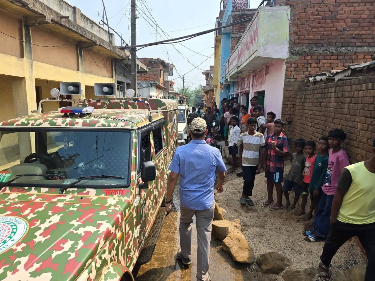ed1506c6-4606-4aed-97be-29b13299ae85_Bokaro_illegal_timber_smuggling_and_sawmill_network_busted_5.jpg