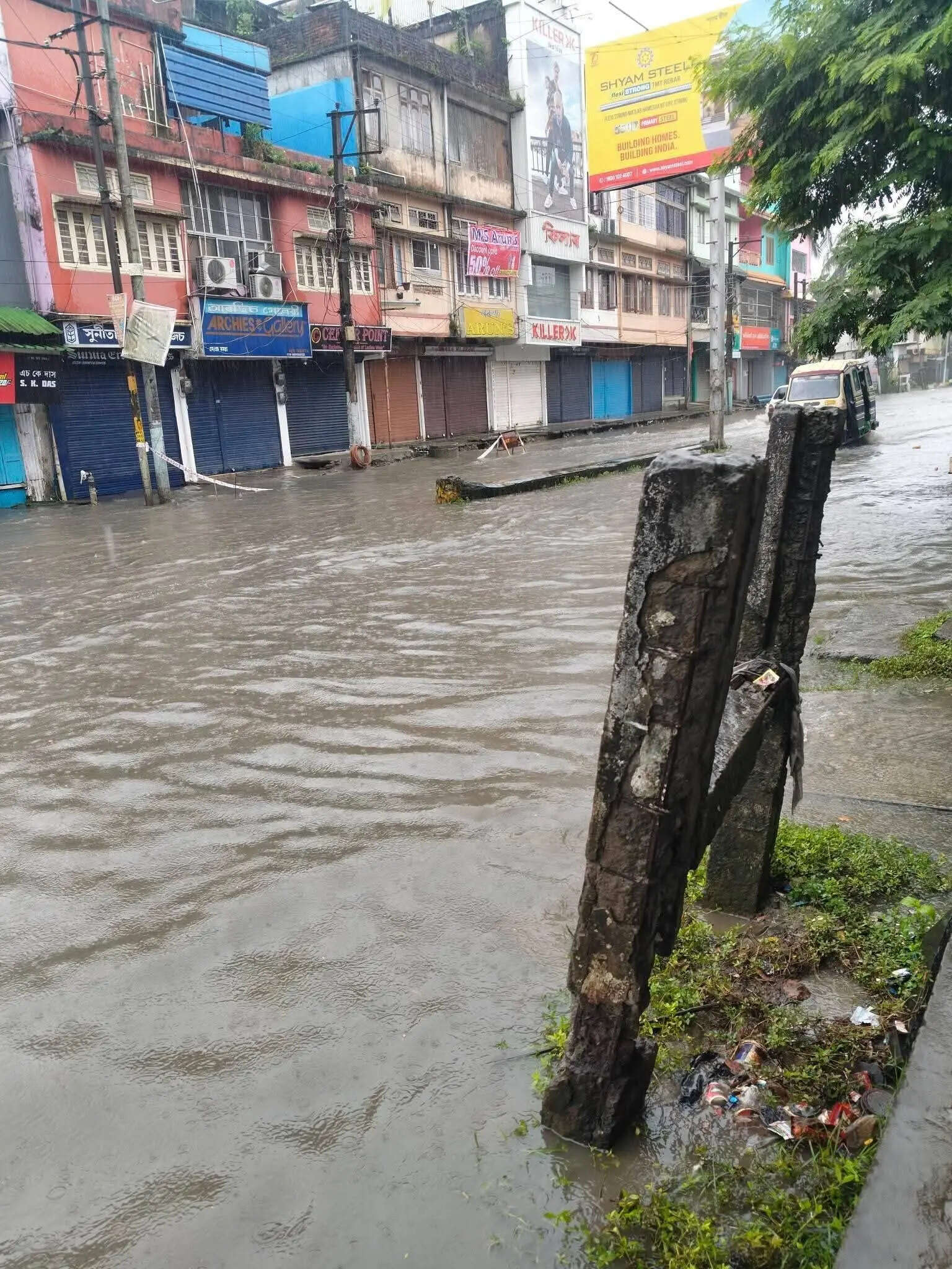 1ffd8ad2-9cd1-4fb9-8a64-fd3010f57fa1_Waterlogging_.jpg