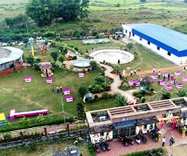 0e79be8c-7a4c-40bb-9601-83f39c702561_Amrit_Park_Phase-3_in_Bokaro_amid_controversy_over_unpaid_dues_and_cheque_bounce_case_filed_by_Chas_Municipal_Corporation..jpg