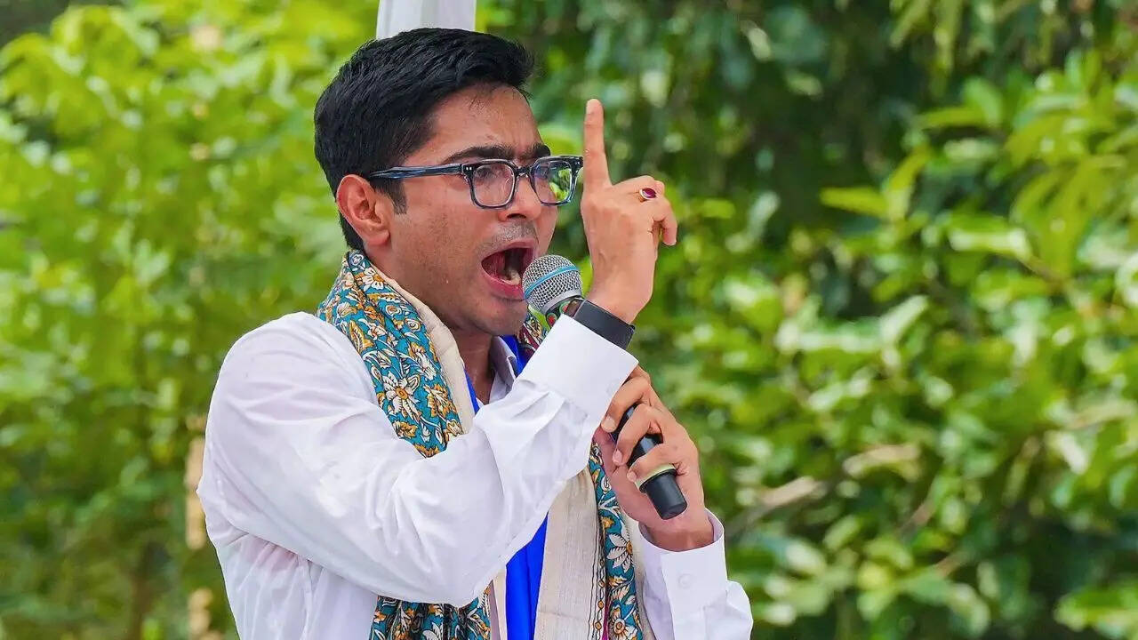 Abhishek urges Lok Sabha speaker not to recognise rebel TMC bloc