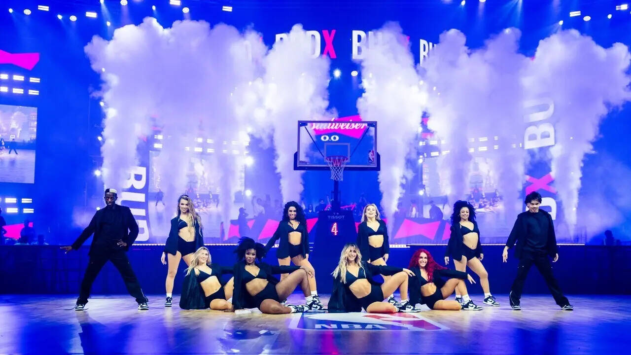 Kings Dance Crew BUDX NBA House