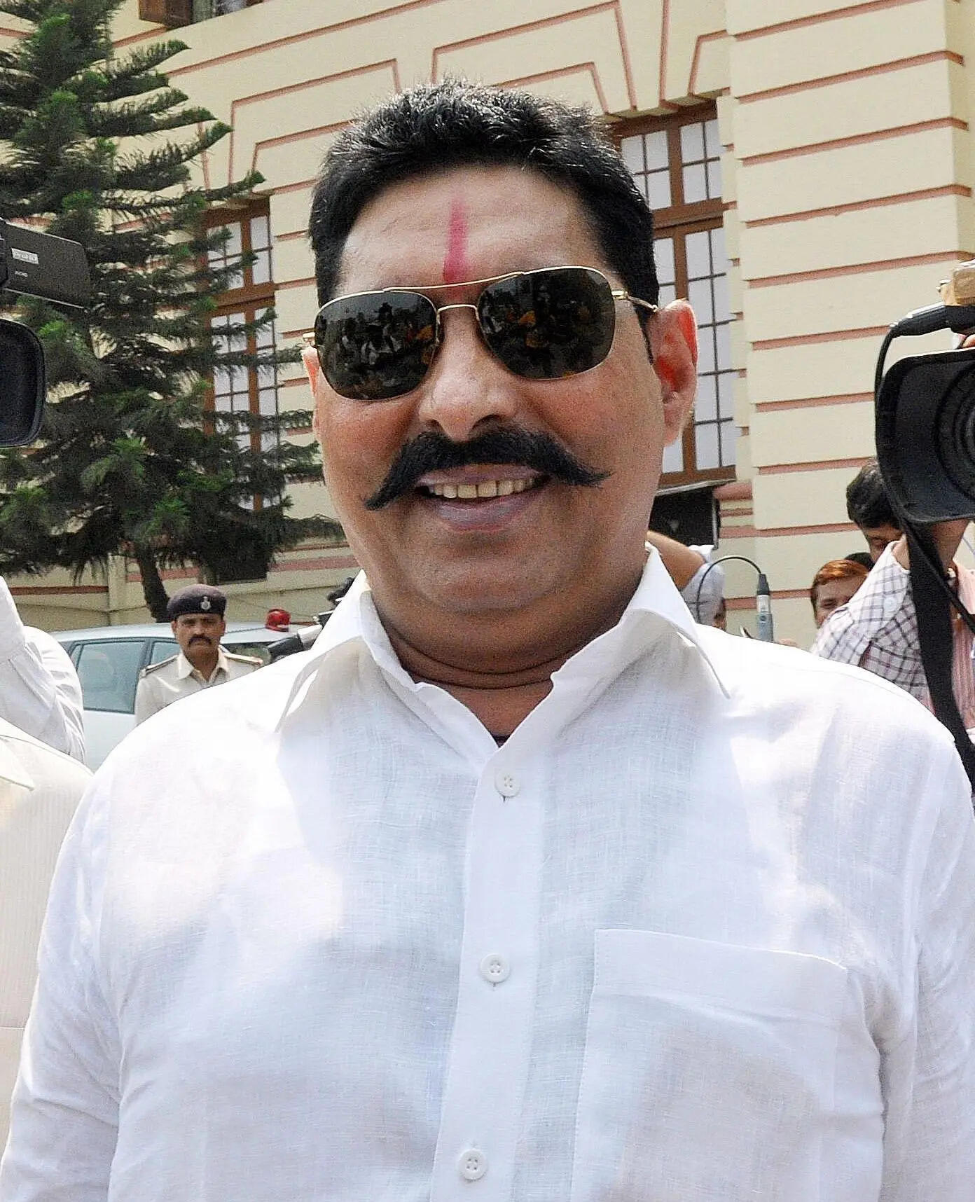 Mokama MLA and Bhojpuri singer granted anticipatory bail in Gopalganj arms case