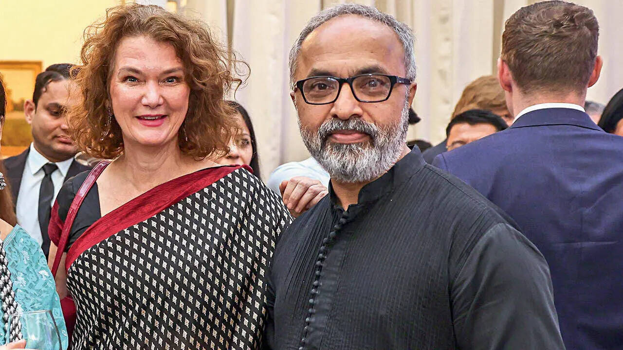 Saskia Rao-de Haas and Shubhendra Rao