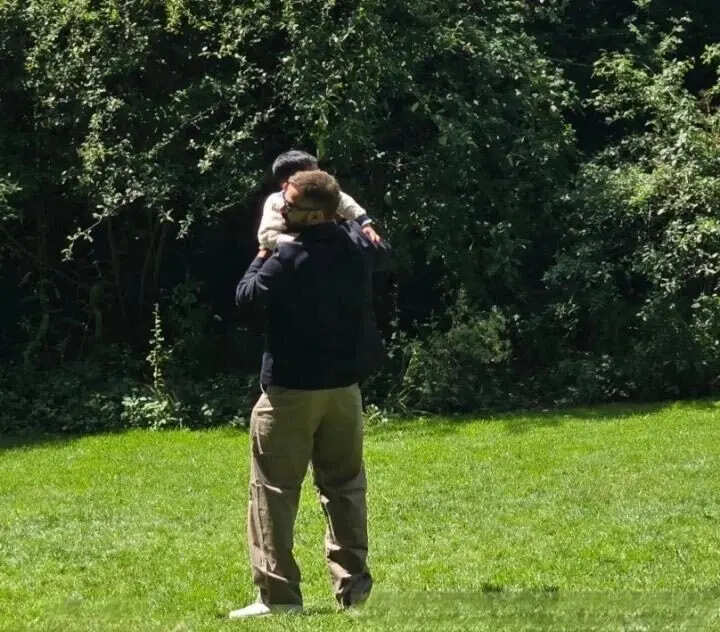 ​Virat Kohli with his son Akaay​
