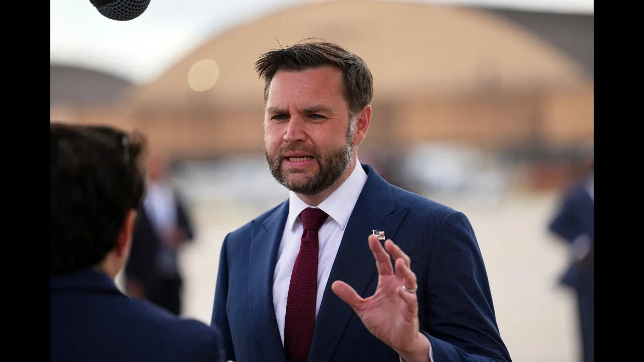 Question Regarding JD Vance's Height During 'The View' Appearance