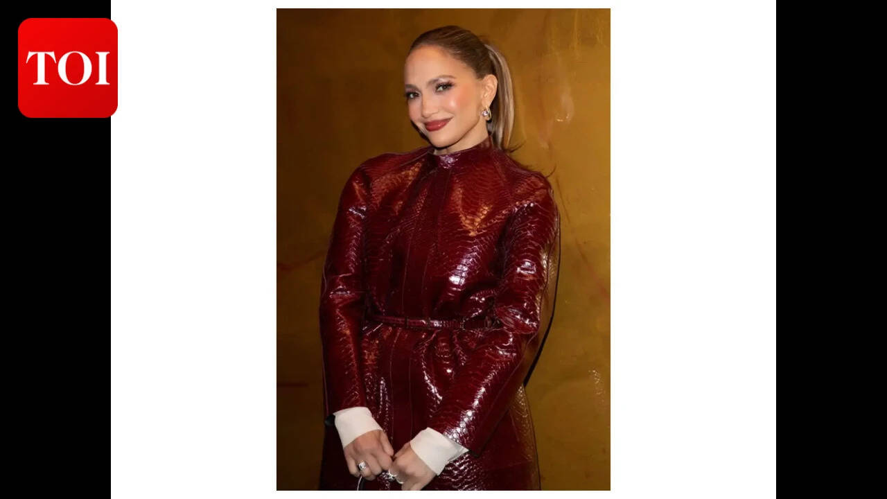  Jennifer Lopez calls Oscar-winning 'Nomadland' her 'worst type of film'