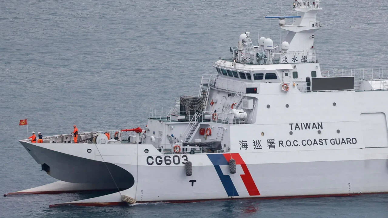 Taiwan Detects Chinese Naval Vessels Near Territory Amid Defense Enhancements