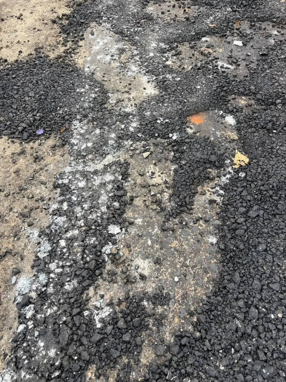 The damaged road b87c0409-fdfd-425a-a6d7-ffb2f7ac7292_Damaged_road_in_Chatra.Vishvendu_Jaipuriar.jpg