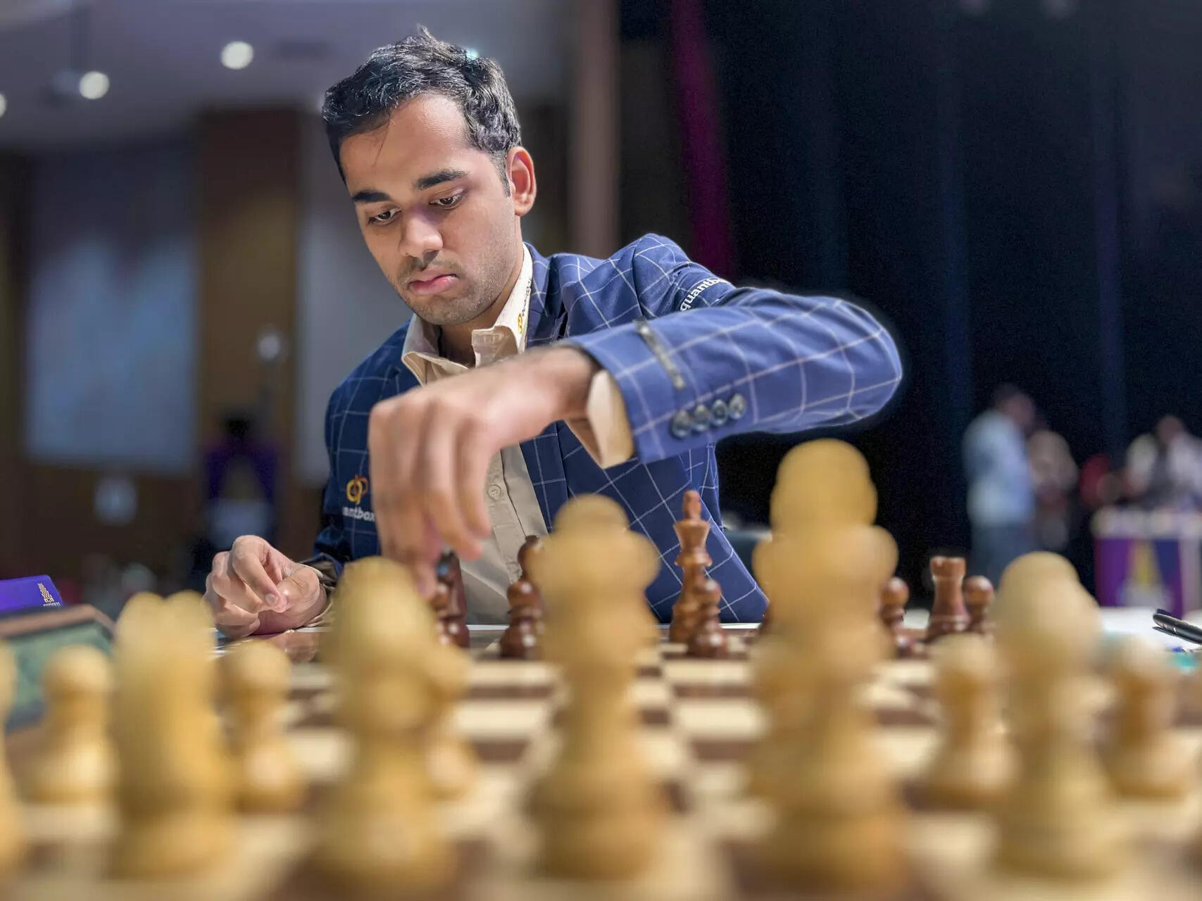 The Indian Chess Revolution: Arjun Erigaisi’s Stunning Upset Over Magnus Carlsen