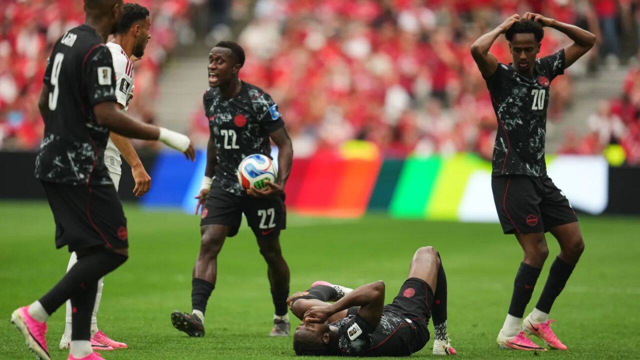 AP Ismael Kone suffered an injury