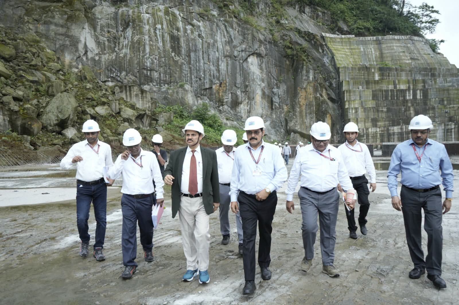 02687d15-45a9-4365-a46c-e9cb8904a9b7_Sanjay_Kumar_Singh_at_Subansiri_project_site.jpg
