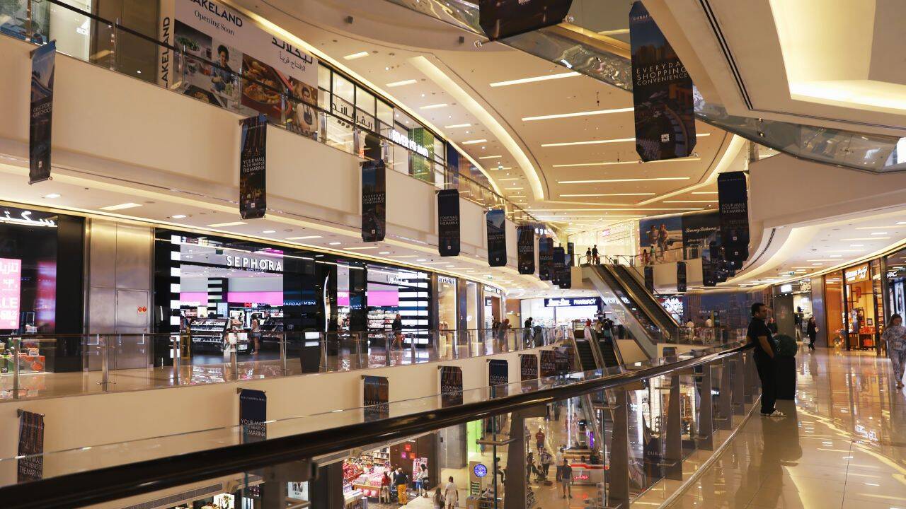 canva Dubai Mall