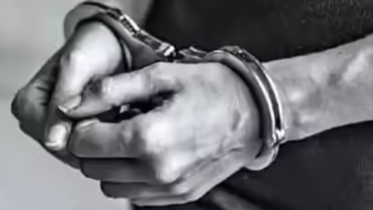 Mob in Odisha attacks Delhi woman and Gujarat man over false child-lifter rumours; 16 arrested
