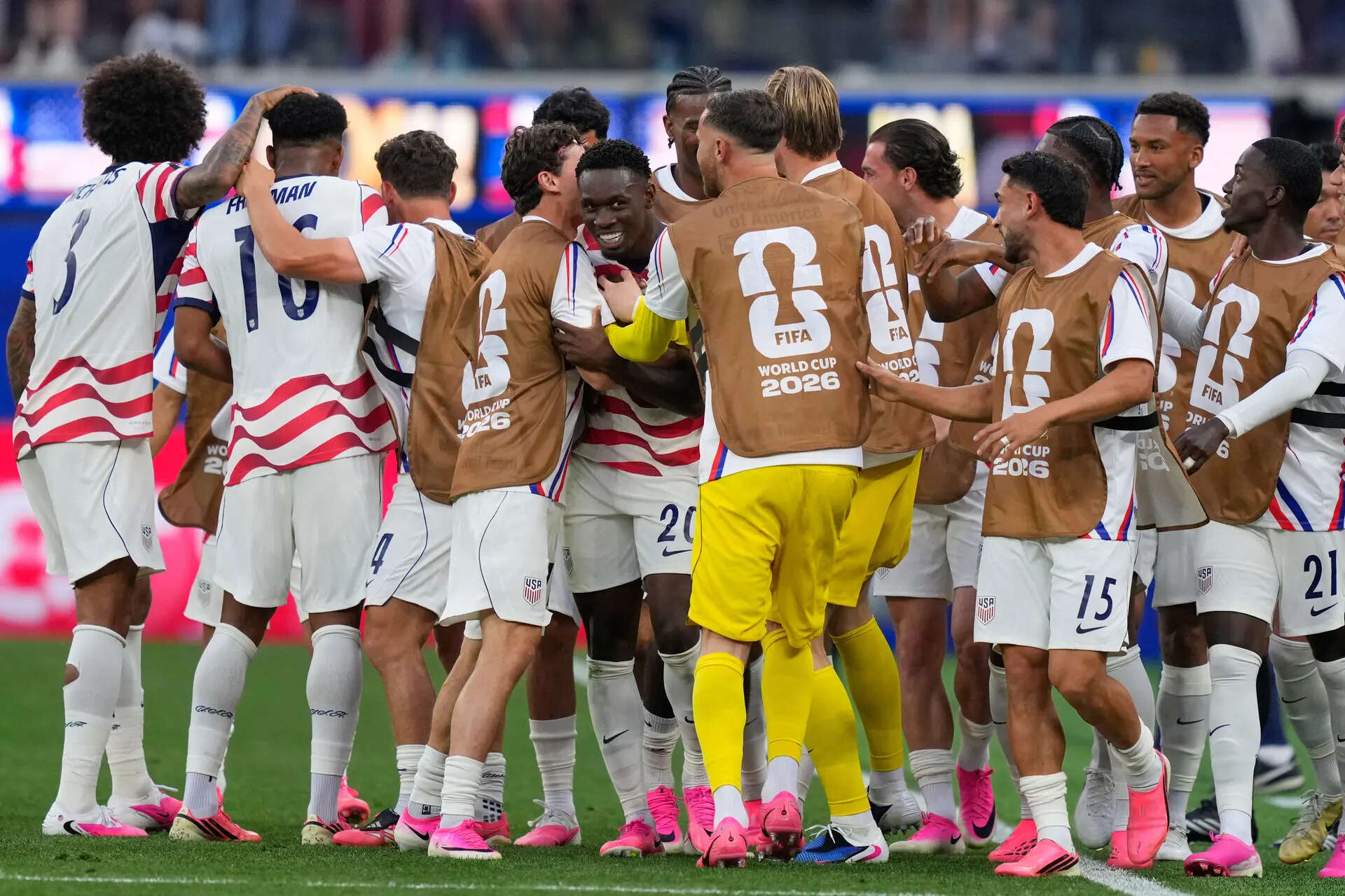 US faces Paraguay and Canada takes on Bosnia in 2026 World Cup openers for host nations, in photos