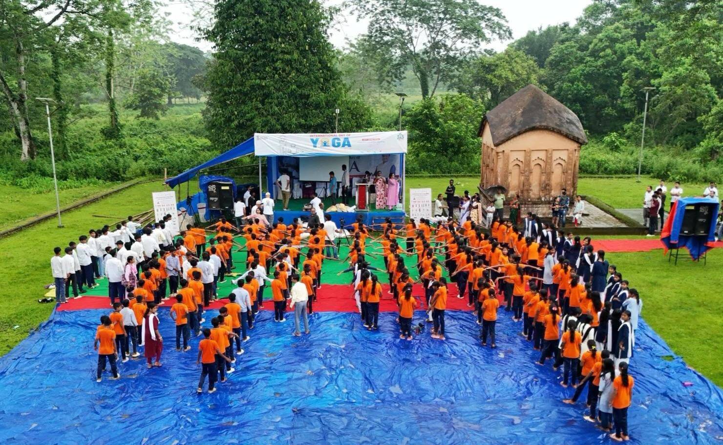 A yoga session at the historic Kachari Fort at Khaspur 300a292b-e091-42a8-af46-961f6ee5585d_Yoga_Day2.jpg