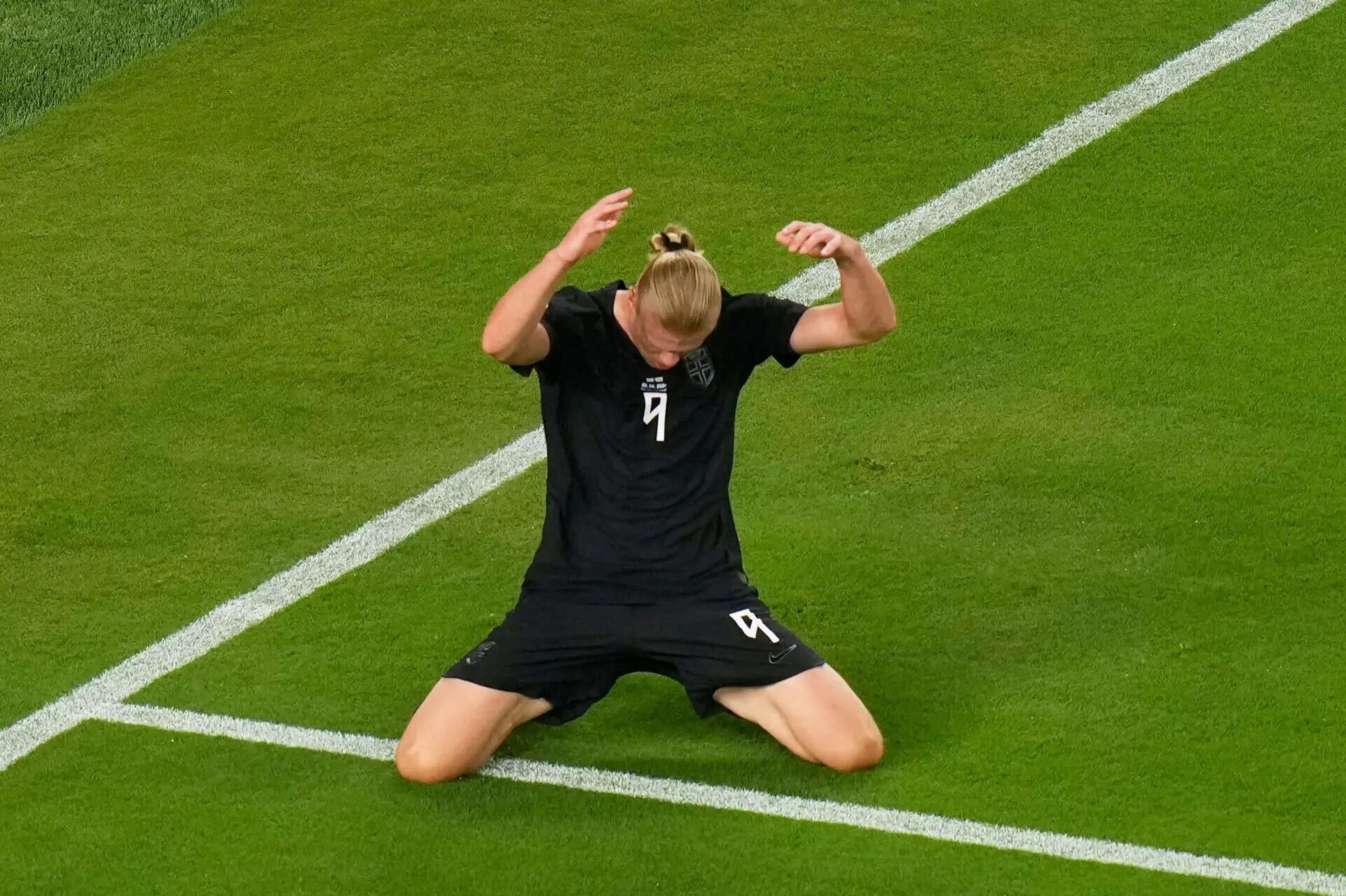 Norway's Erling Haaland (9) reacts during the World Cup Group I soccer match between Norway and Senegal in East Rutherford, N.J., near New York, Monday, June 22, 2026. (AP Photo/Seth Wenig) Senegal Norway WCup Soccer