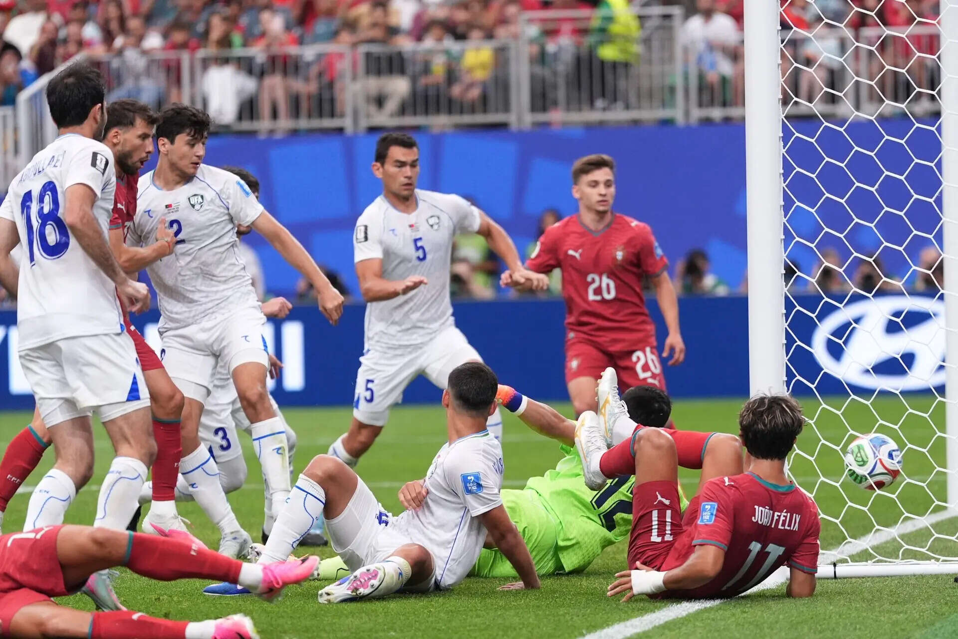 CORRECTION Uzbekistan Portugal WCup Soccer