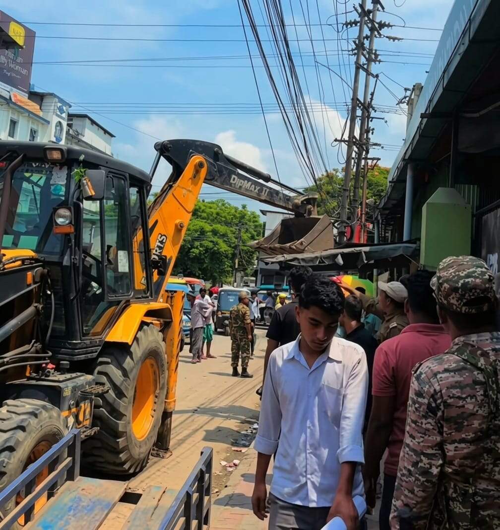 4db8bb4e-727b-4a36-8d2a-fe3efc1fa5f2_Tinsukia_eviction_drive_.jpg